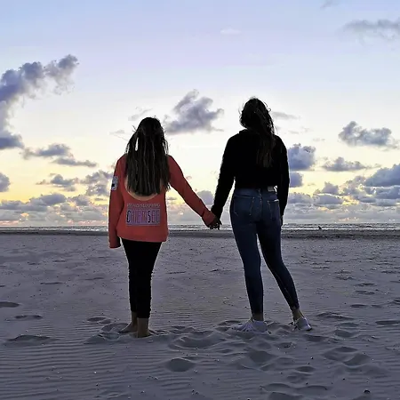 Strandrose Im Haus Inselrose * Йюст